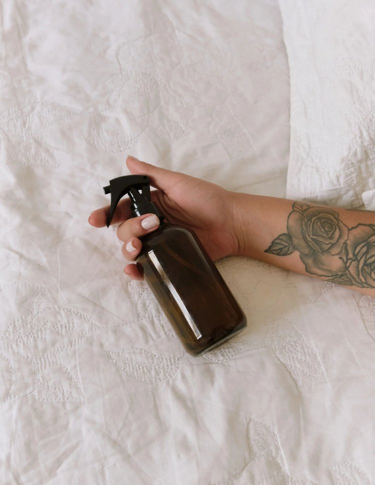 Aquila Grayscale Room & Linen Spray | Choose your Scent!