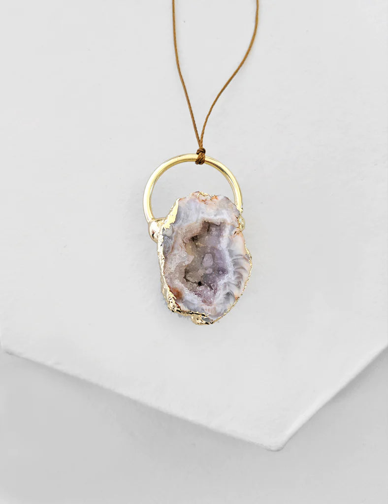 Nuance Geode Cave Ring Necklace