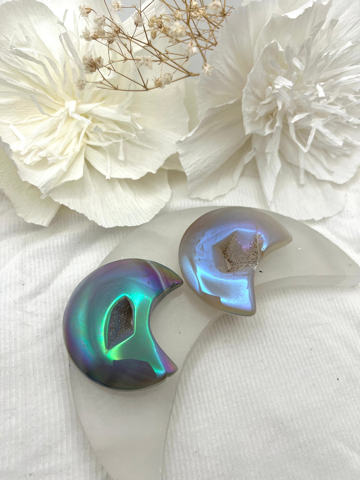 Witch's Way Aura Moons