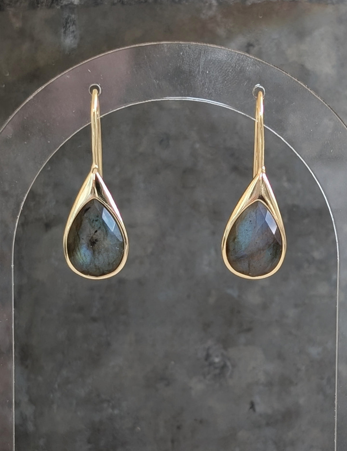 Nuance Labradorite Raindrop Earrings