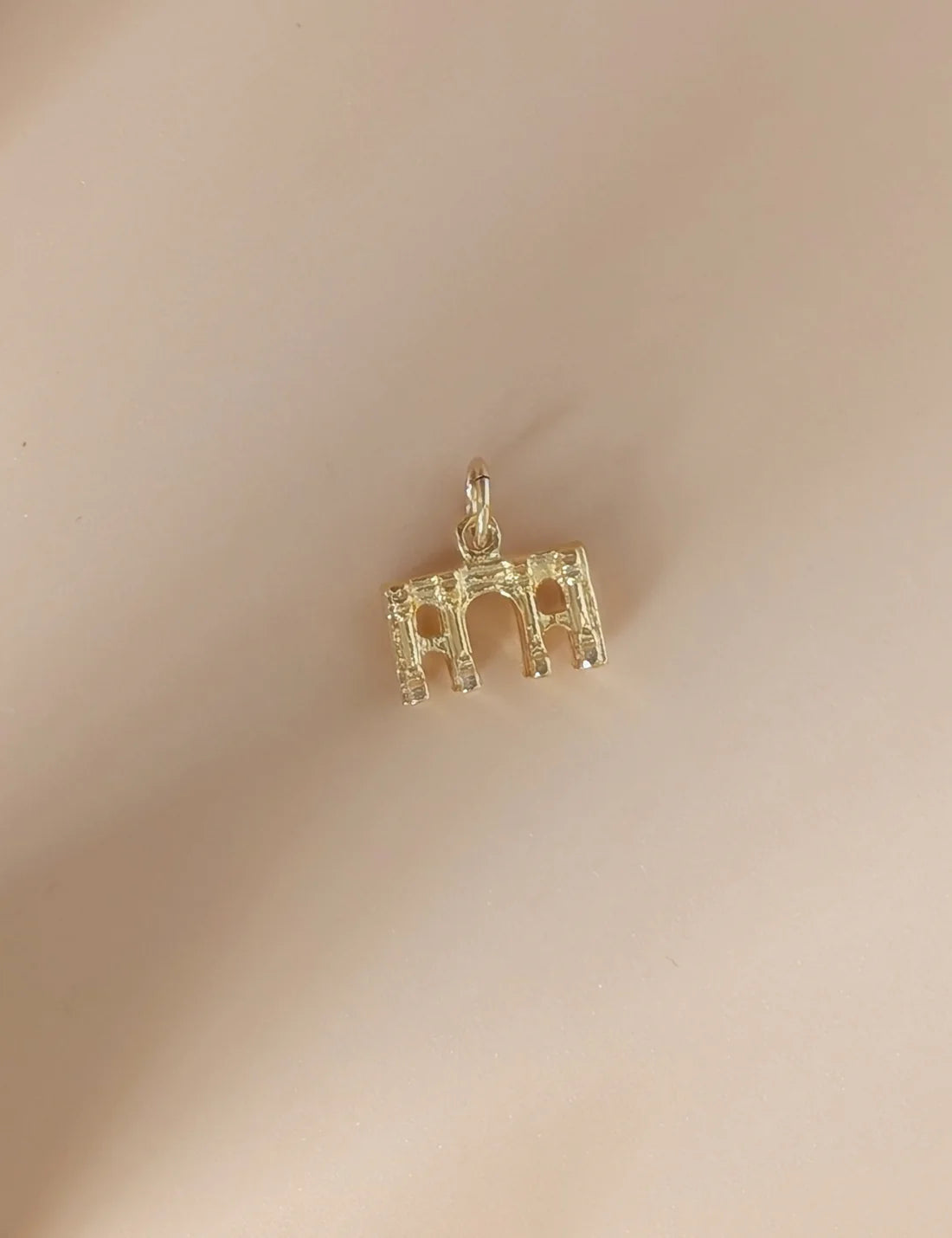 Nuance Going Places Charms