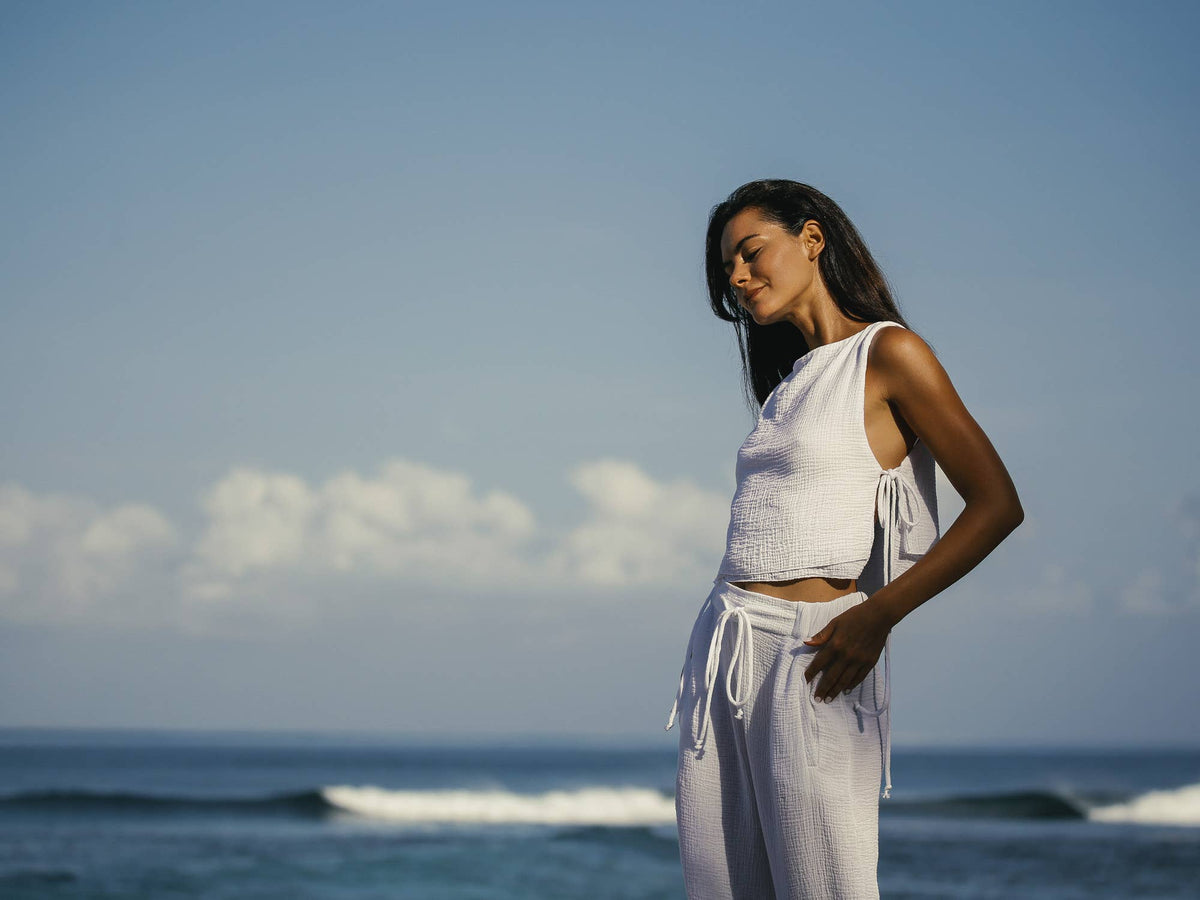 The Handloom Mia Pants - White