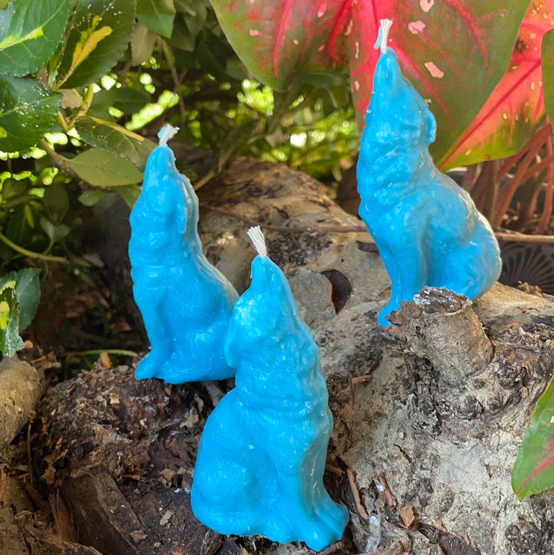 Witch's Way Howling Wolf Candle