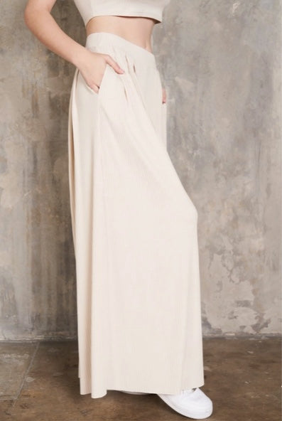 Maronie Cropped Shirt and Pleated Pants Set | Cream