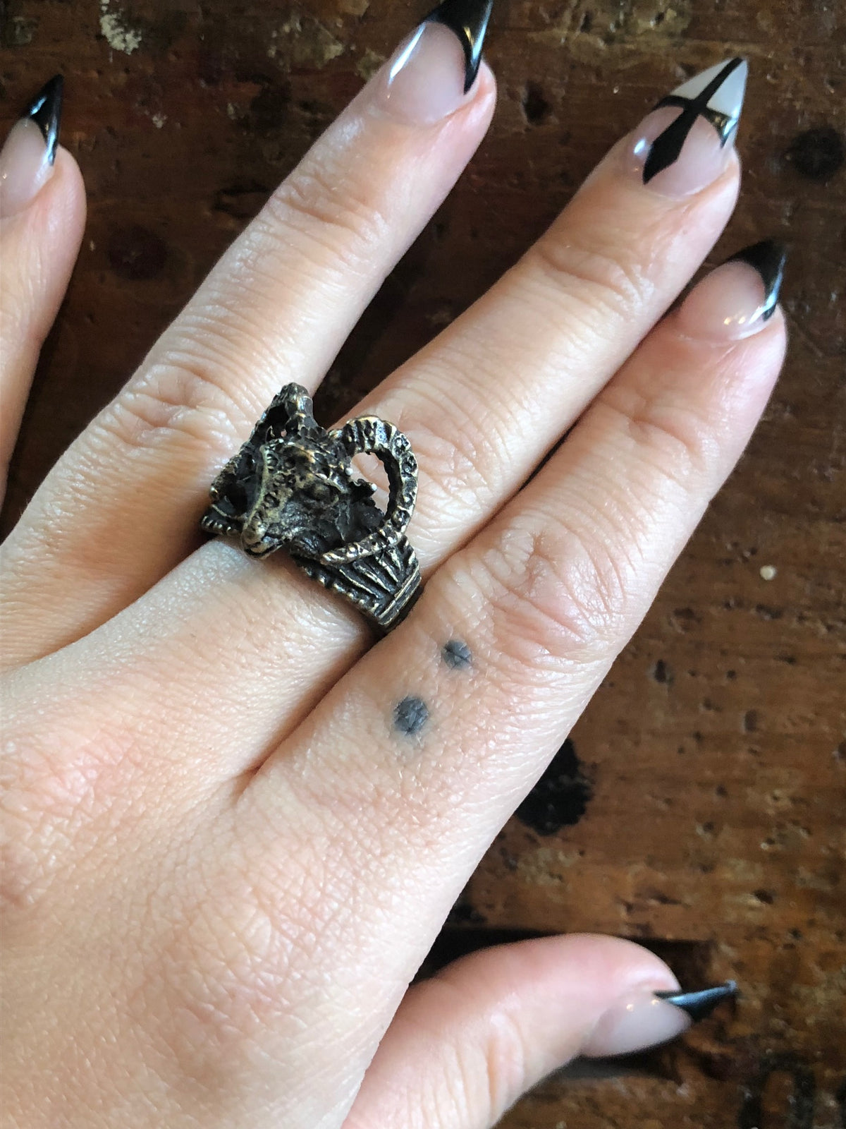Nuance Horned Ram Ring | Bronze