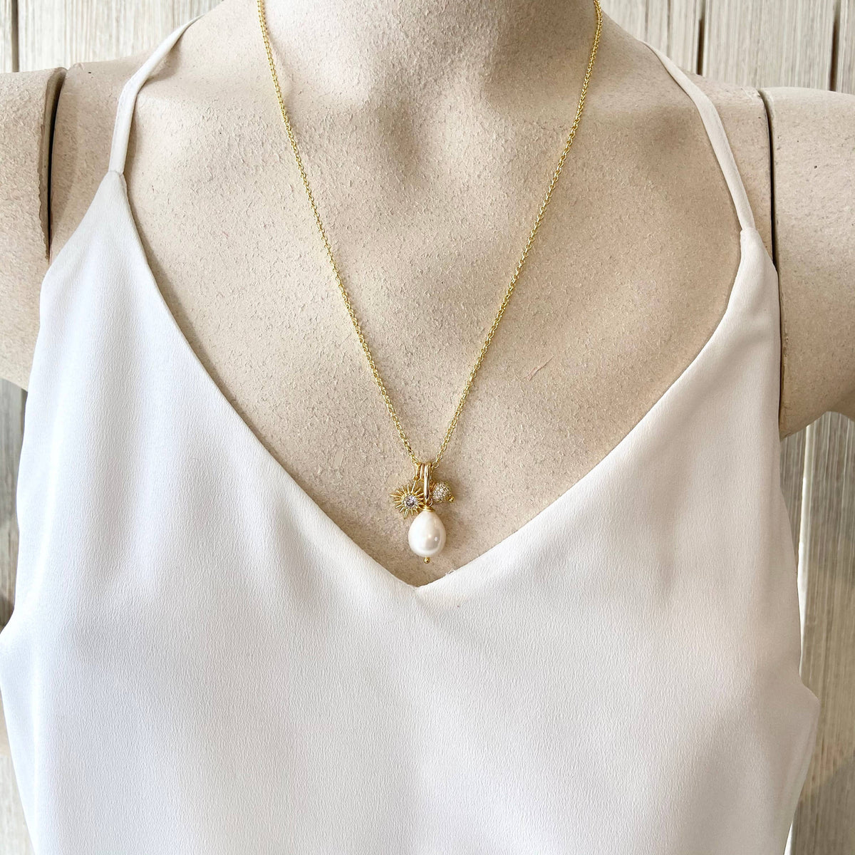 VB&CO Pearl + Sun Necklace