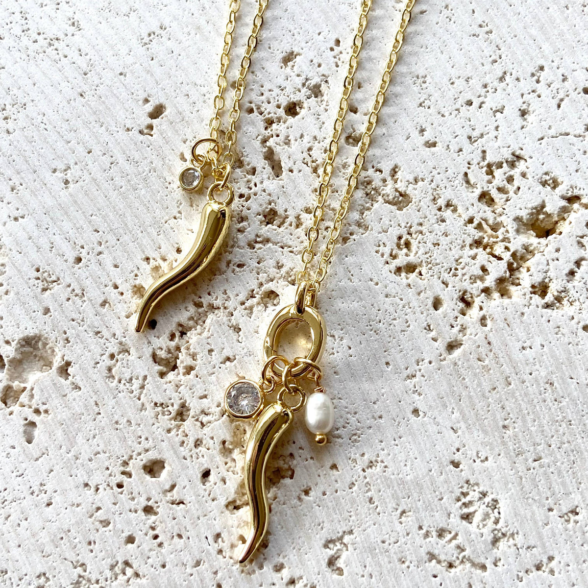 VB&CO Italian Horn Necklace