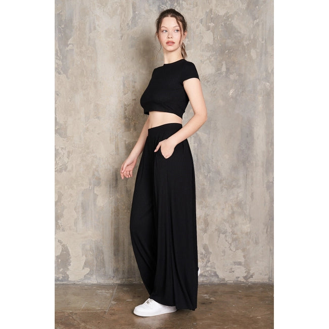 Maronie Rib Knit Crop Top + Pleated Pants Set | Black