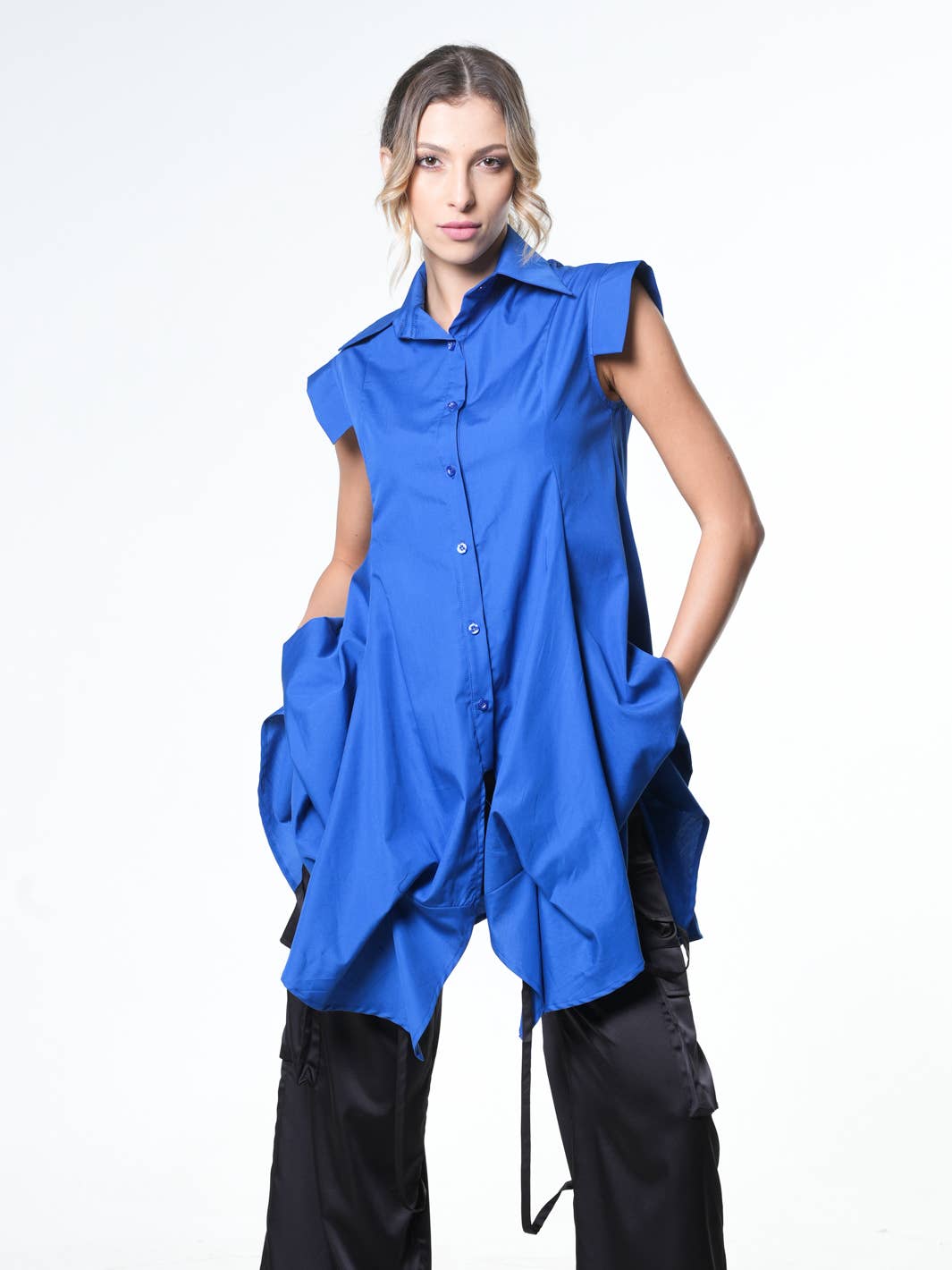 Metamorphoza Loose Sleeveless Shirt