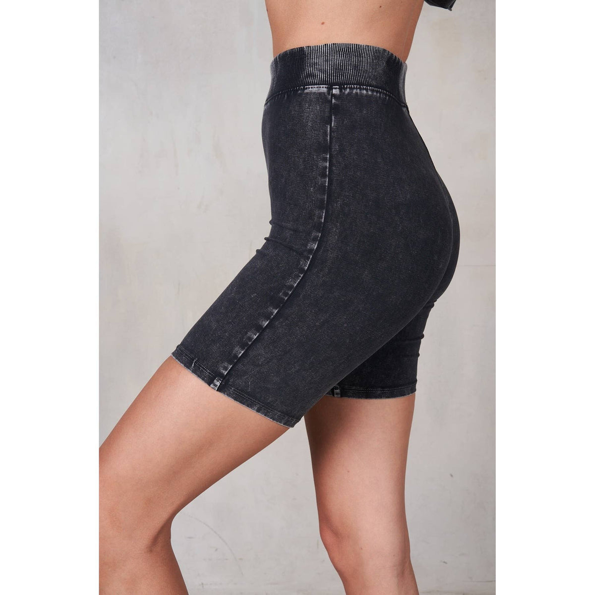 Maronie Mineral Washed Basic Bike Shorts