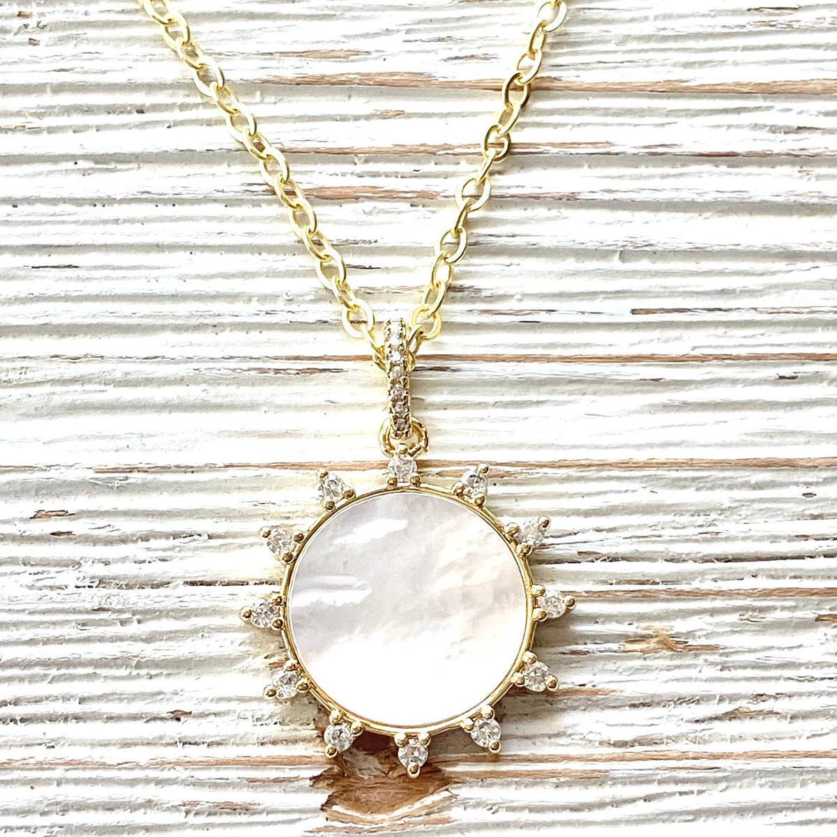 VB&CO Sun Pearl sunburst Necklace