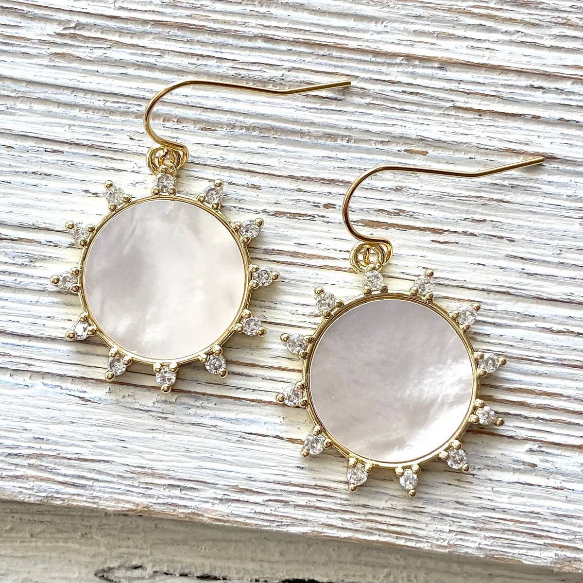VB&CO Sunburst Pearl Earrings
