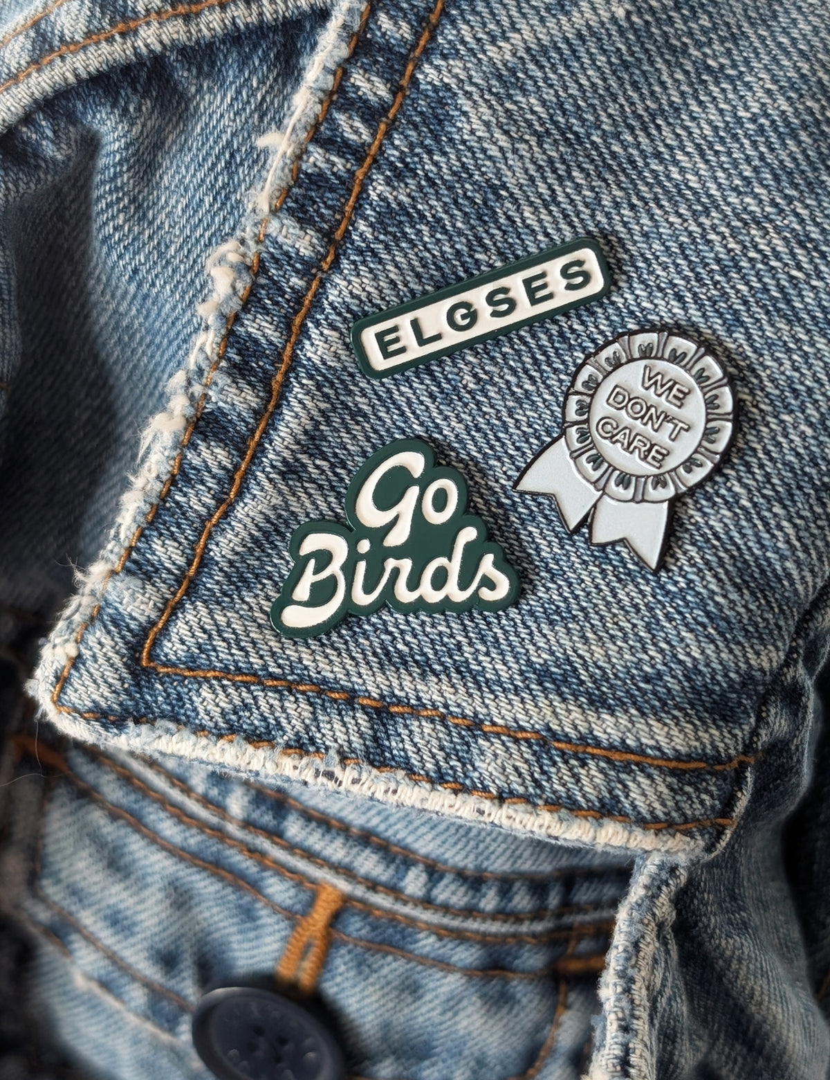Nuance Go Birds Pin