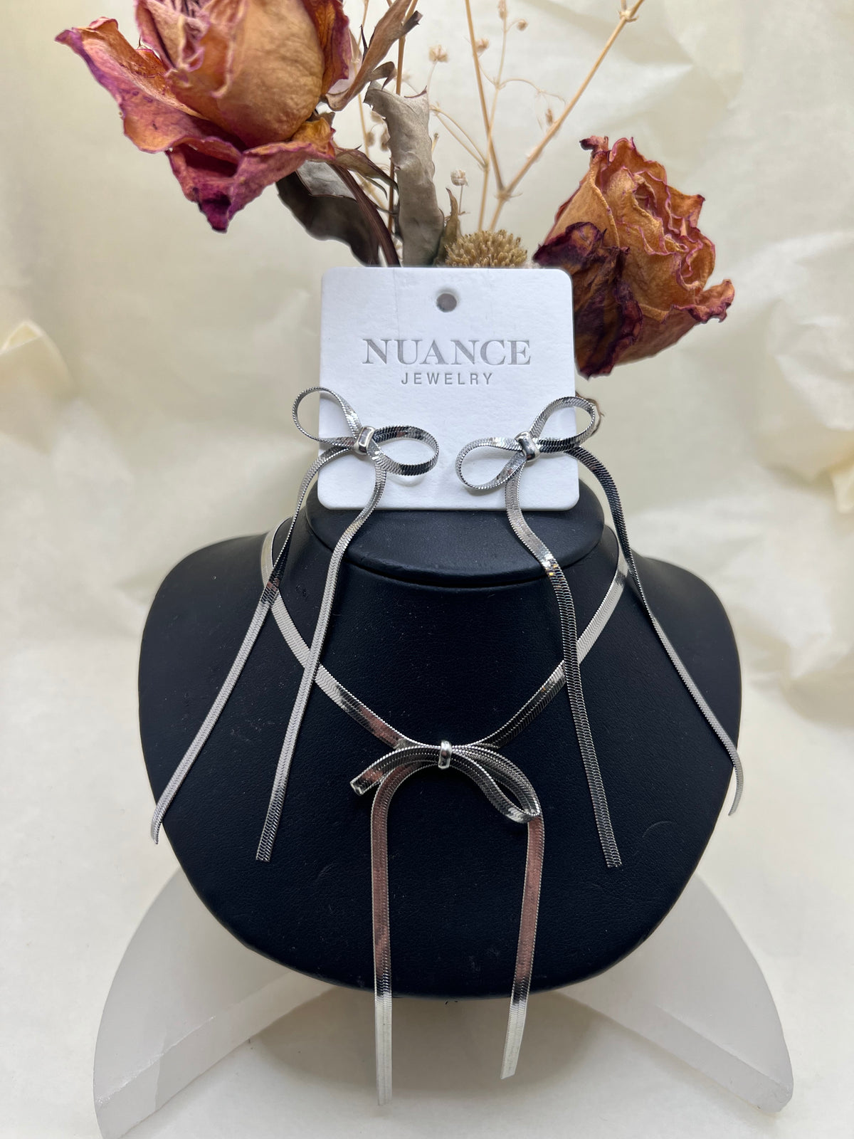 Nuance Bow Jewelry Gift Set