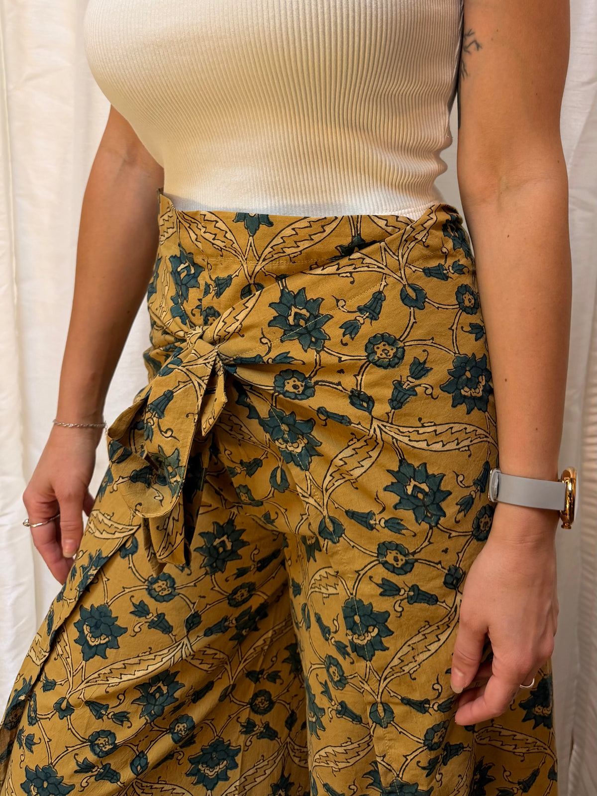 Green Tara Design X TOILE Wrap pants- Flora