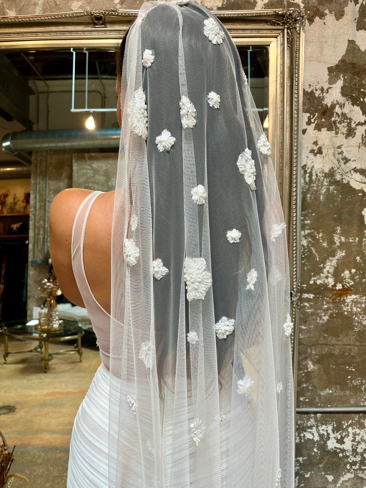 Atelier Bianca Isla Veil