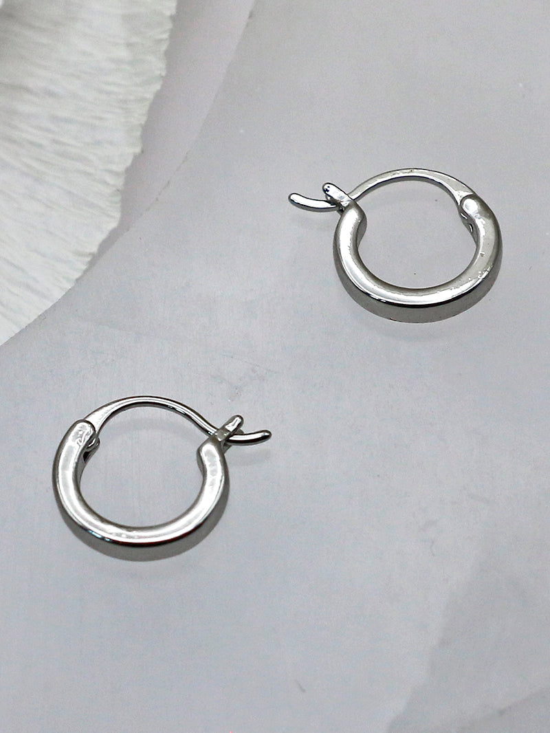 Nuance Silver Flat Snap Back Hoop