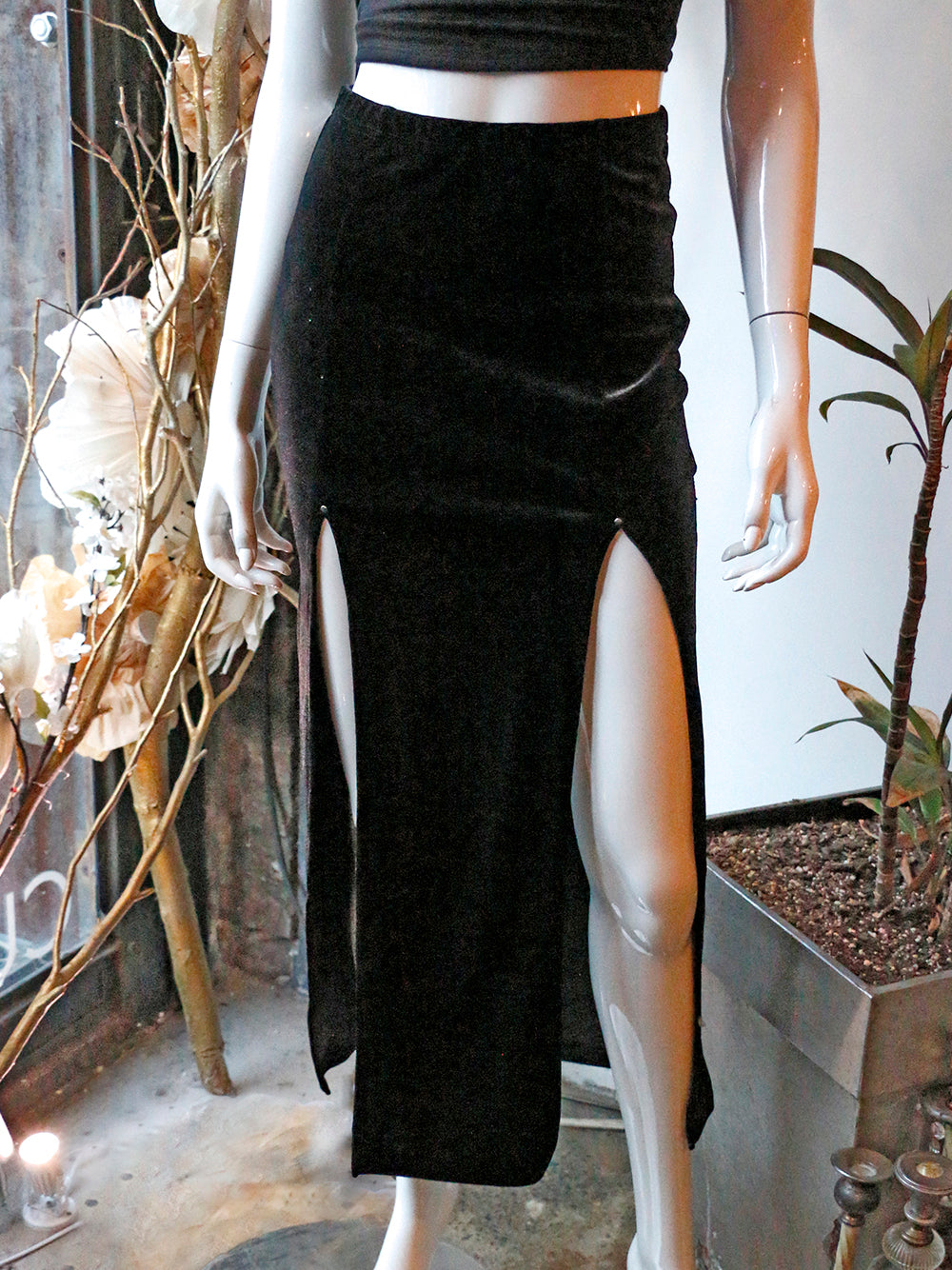 Tough Luv Double Slit Velvet Skirt | Black