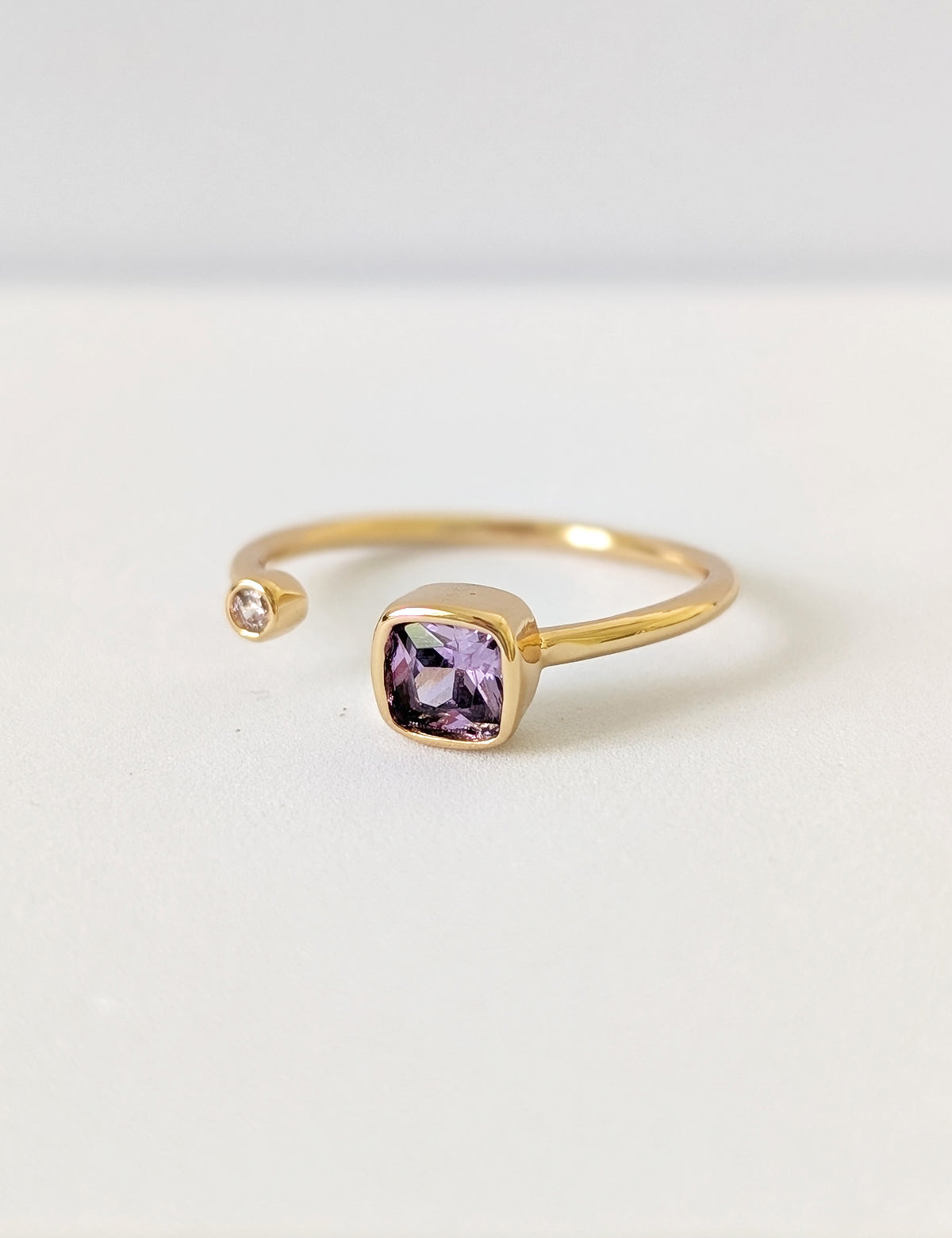 Nuance Square + Circle Bezel Adjustable Rings | Blue & Clear
