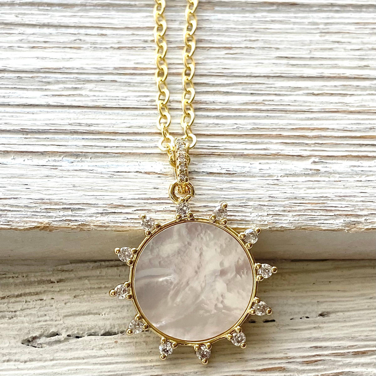 VB&CO Sun Pearl sunburst Necklace