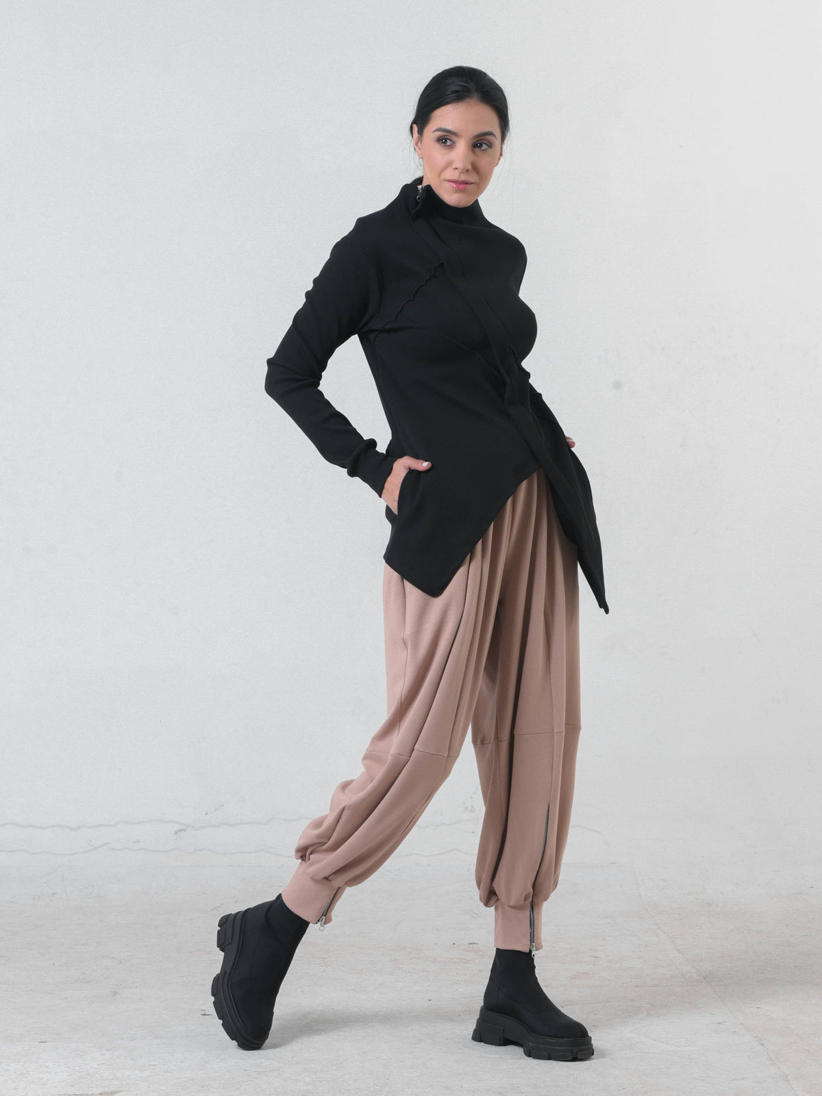 Metamorphoza Asymmetric Sweater