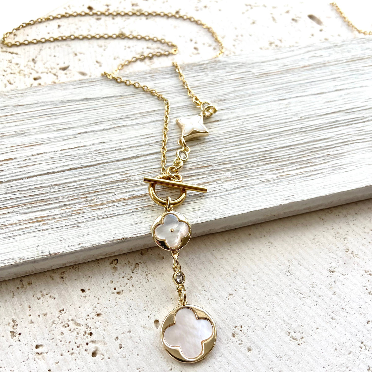 Clover quatrefoil shell pearl necklace non tarnish jewelry