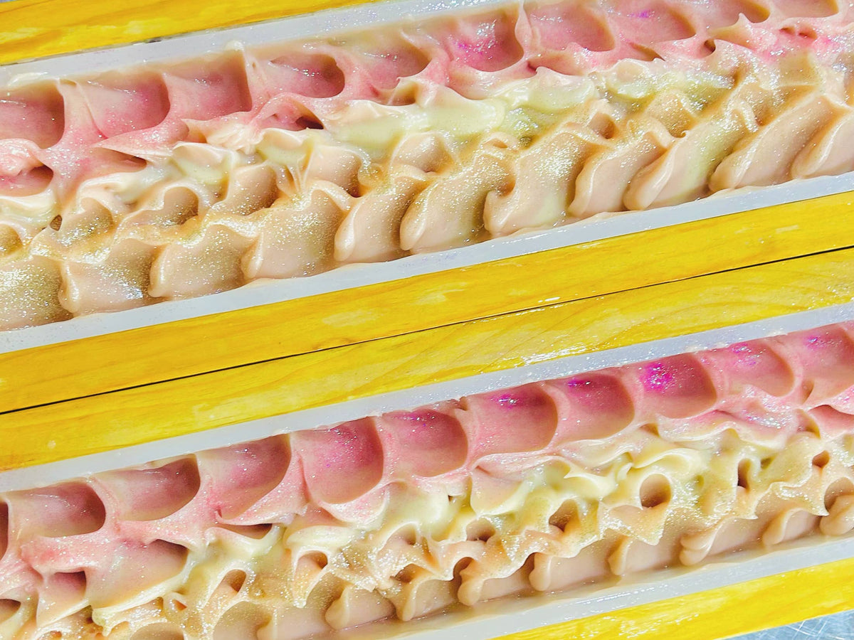Saratoga Pink Berry Mimosa Soap