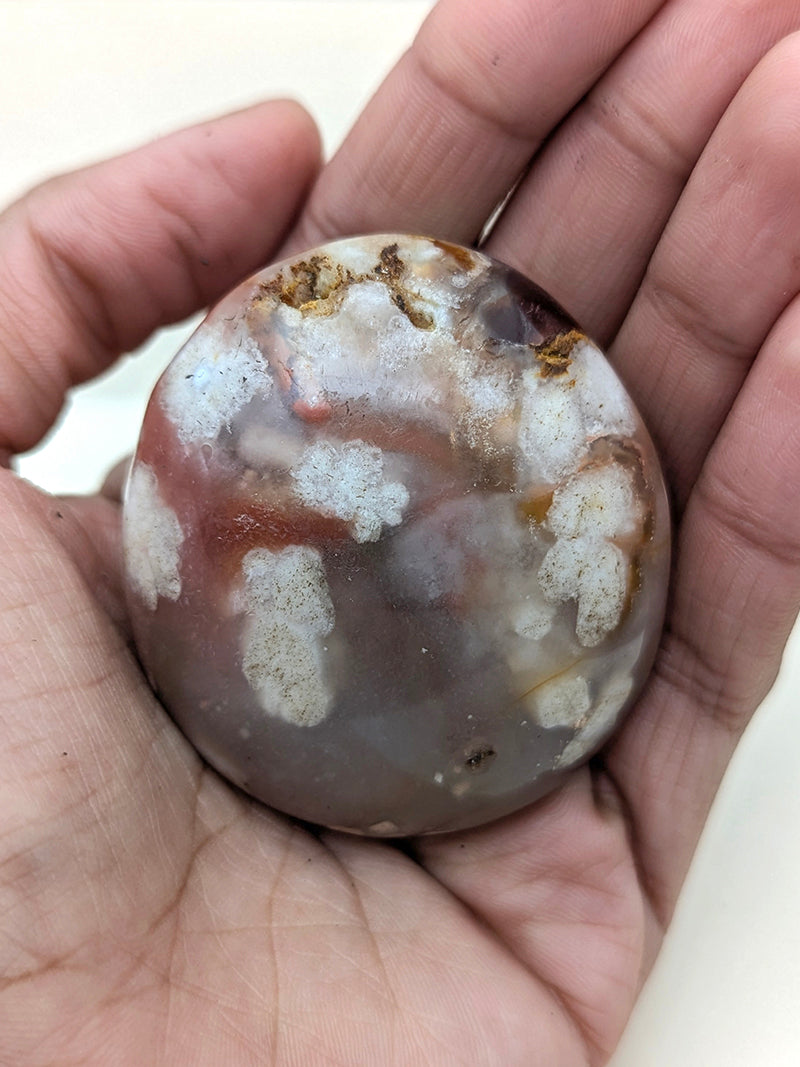 Witch's Way Flower Agate Palm Stone