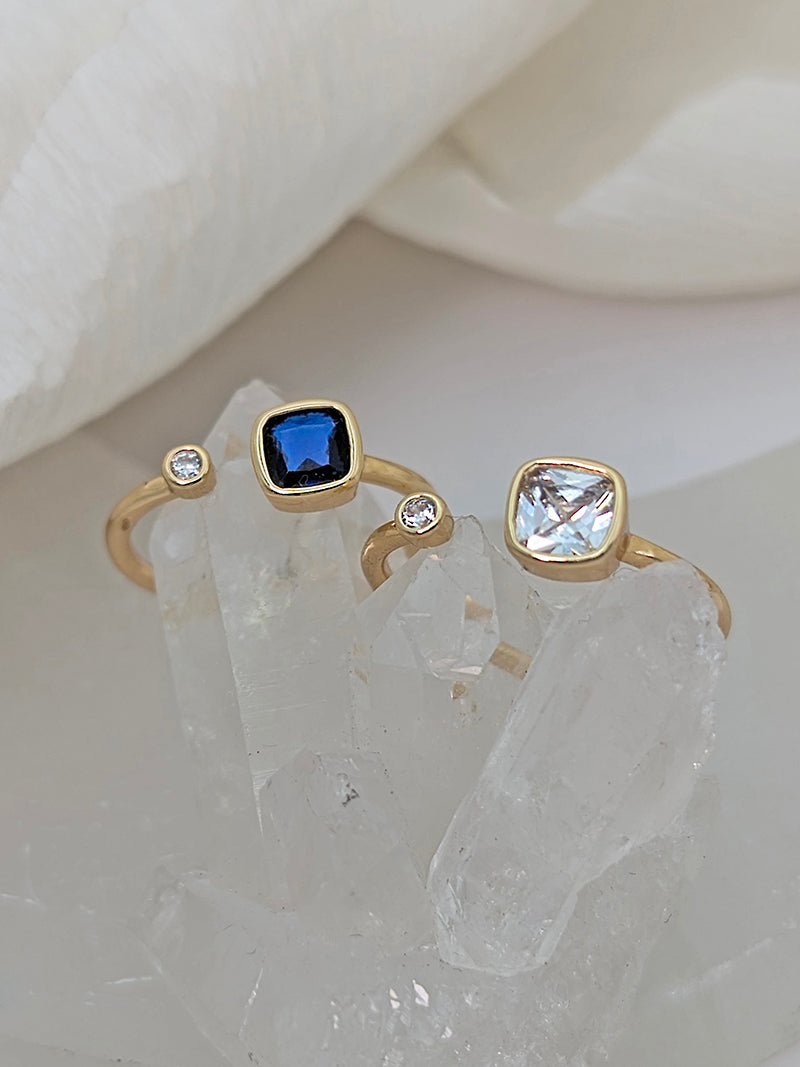 Nuance Square + Circle Bezel Adjustable Rings | Blue & Clear