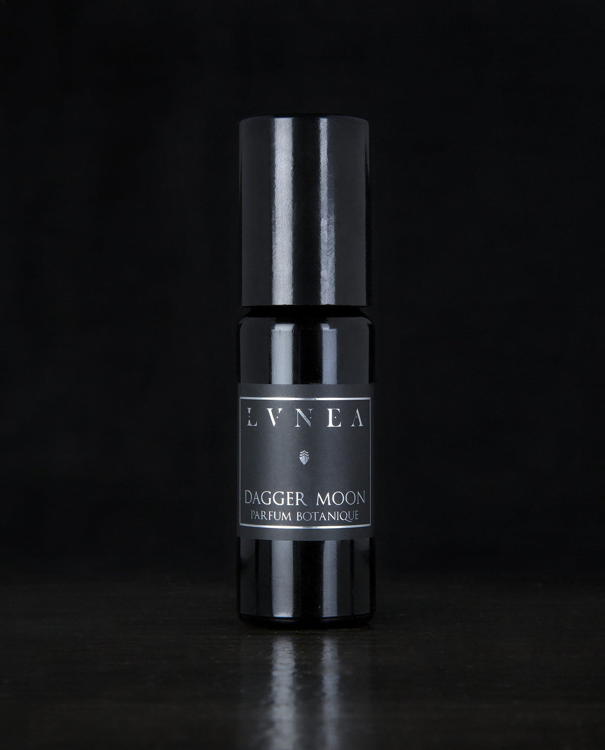 Lvnea Botanical Perfume Oil: DAGGER MOON