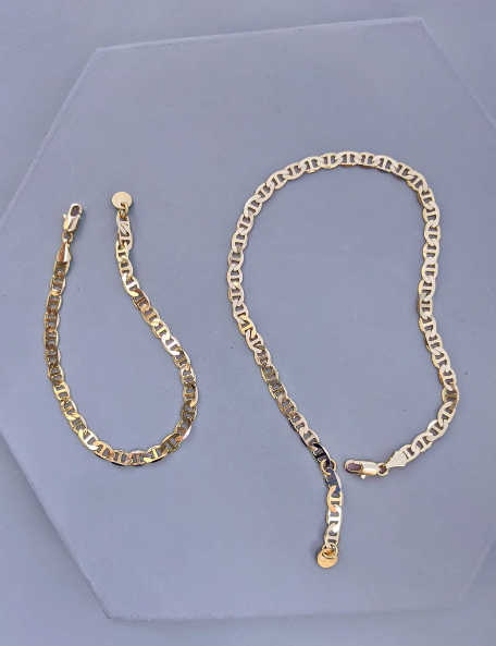 Nuance Tab Chain Bracelet